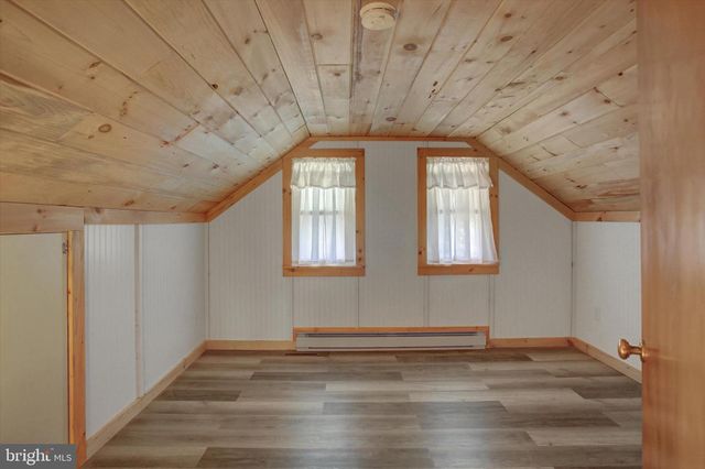 712 STANLEY AVENUE, Chambersburg, PA 17201