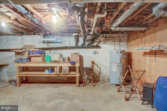 712 STANLEY AVENUE, Chambersburg, PA 17201