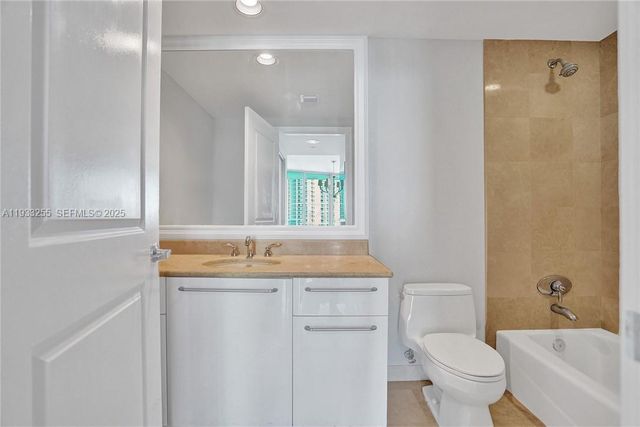 3101 S Ocean Dr 3005, Hollywood, FL 33019