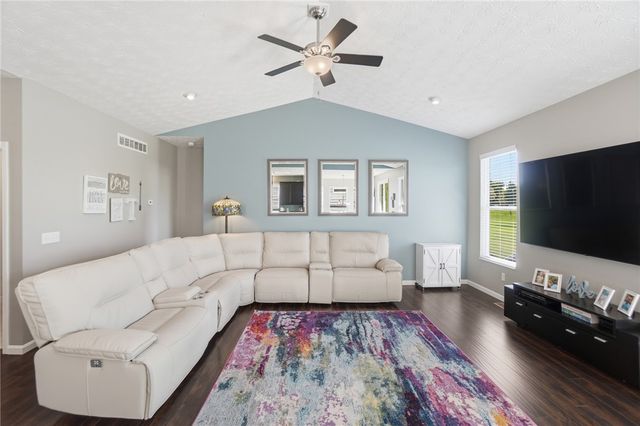 4131 Spicebush Drive, Tipp City, OH 45371