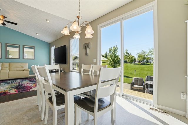 4131 Spicebush Drive, Tipp City, OH 45371