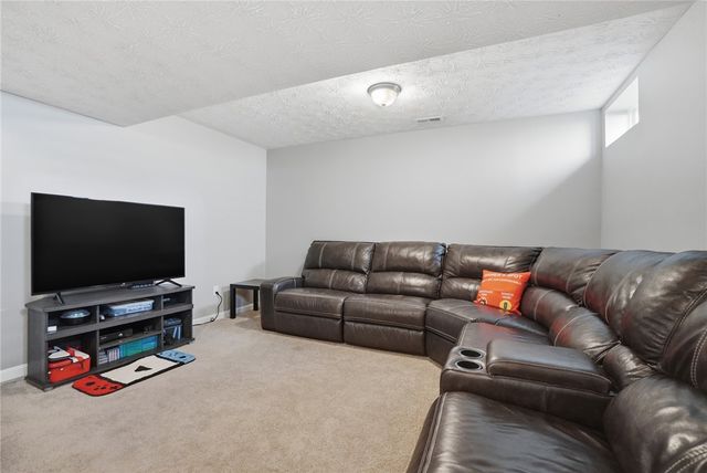 4131 Spicebush Drive, Tipp City, OH 45371