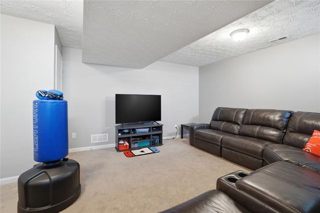 4131 Spicebush Drive, Tipp City, OH 45371
