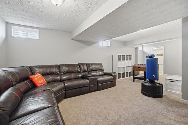 4131 Spicebush Drive, Tipp City, OH 45371