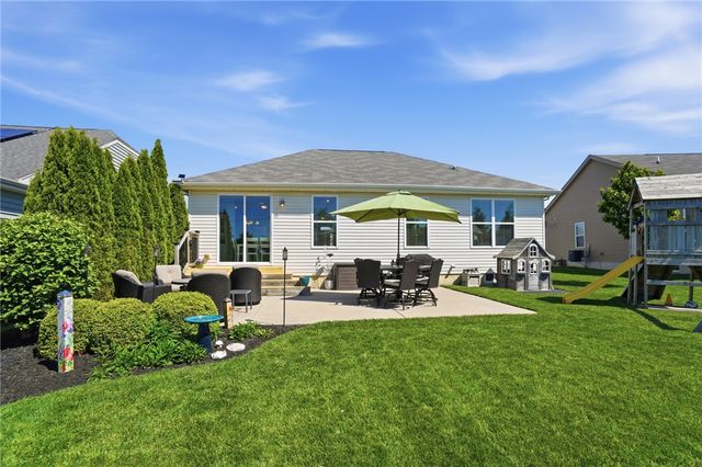 4131 Spicebush Drive, Tipp City, OH 45371
