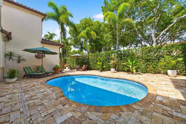 116 Santiago Drive, Jupiter, FL 33458