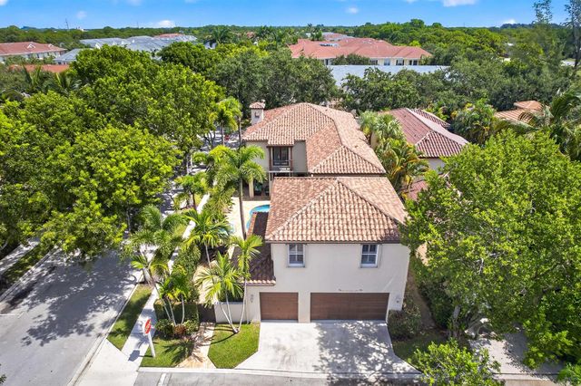 116 Santiago Drive, Jupiter, FL 33458