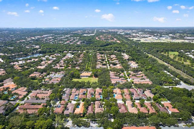 116 Santiago Drive, Jupiter, FL 33458