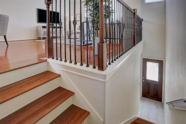 5806 Kansas Street B, Houston, TX 77007