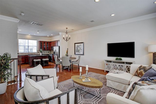 5806 Kansas Street B, Houston, TX 77007