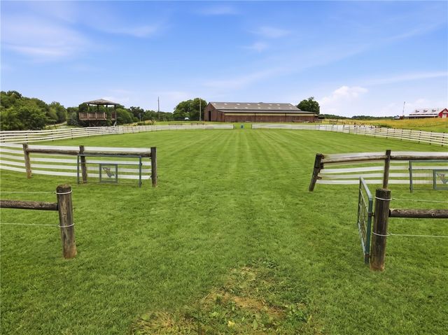 129 Littell Road, Hanover Twp, PA 15001