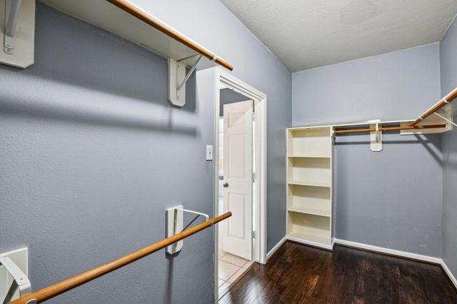 17711 Creek Bluff Lane, Cypress, TX 77433