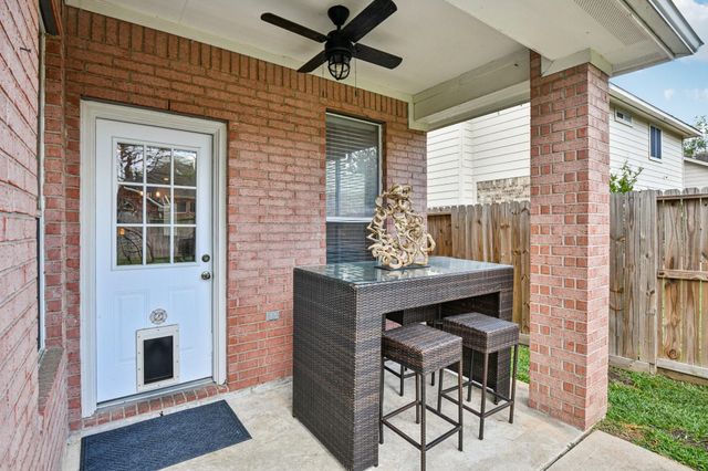 17711 Creek Bluff Lane, Cypress, TX 77433