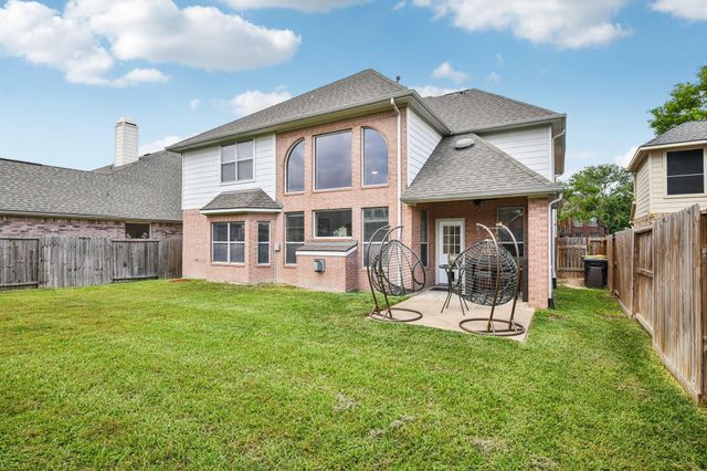 17711 Creek Bluff Lane, Cypress, TX 77433