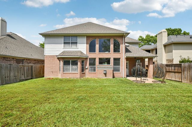 17711 Creek Bluff Lane, Cypress, TX 77433