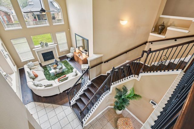 17711 Creek Bluff Lane, Cypress, TX 77433