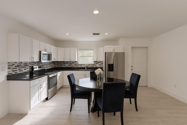 116 NW 4th Ave 116, Hallandale Beach, FL 33009