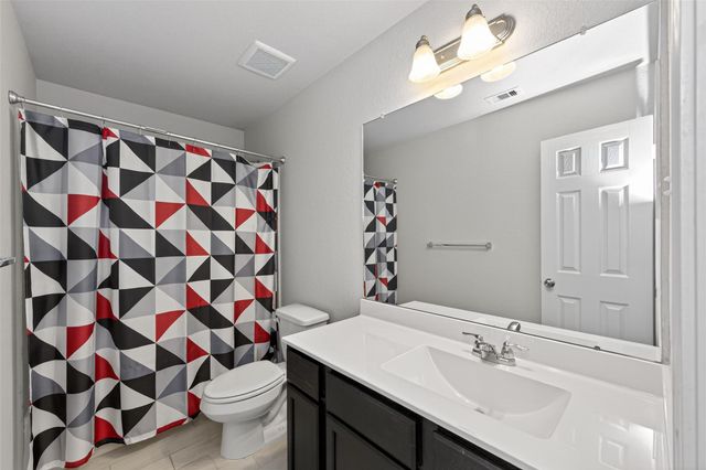 2122 Artic Loon Dr Drive, Conroe, TX 77385