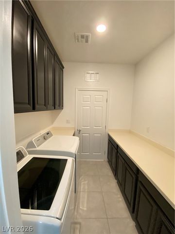 898 Spring Haven Street, Henderson, NV 89052