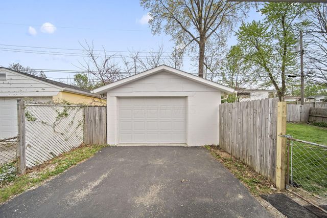 982 Hillridge Road, Reynoldsburg, OH 43068