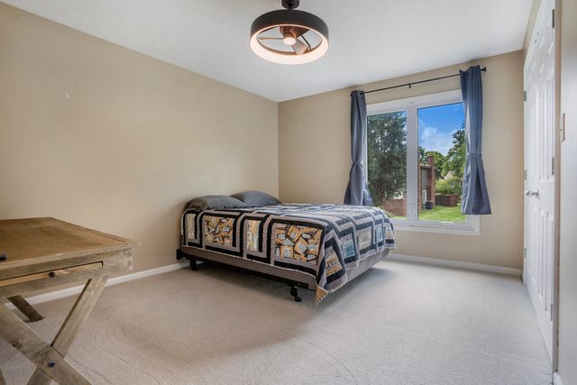2140 Fort Harrods Drive 36, Lexington, KY 40513
