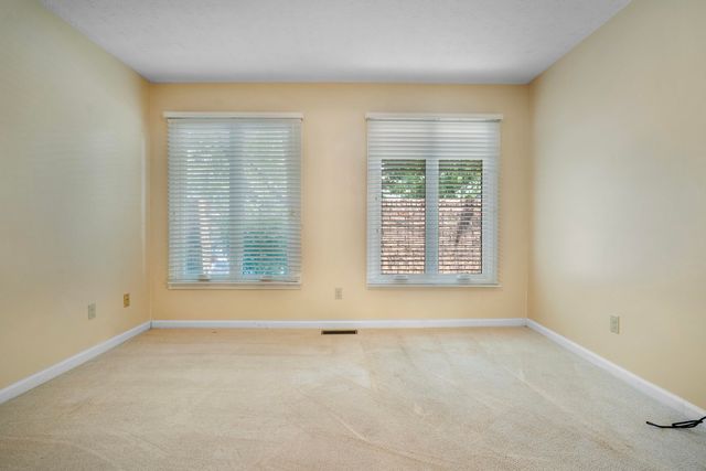 2140 Fort Harrods Drive 36, Lexington, KY 40513