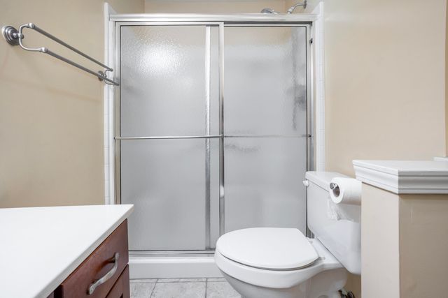 2140 Fort Harrods Drive 36, Lexington, KY 40513
