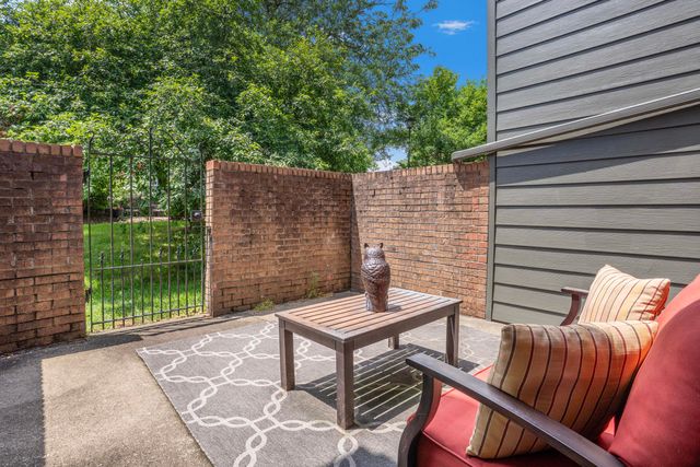 2140 Fort Harrods Drive 36, Lexington, KY 40513
