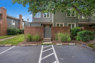 2140 Fort Harrods Drive 36, Lexington, KY 40513