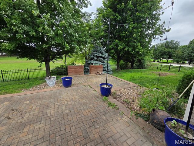 3406 Chippewa Drive, Belleville, IL 62221