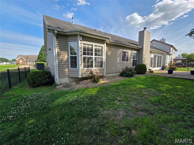 3406 Chippewa Drive, Belleville, IL 62221