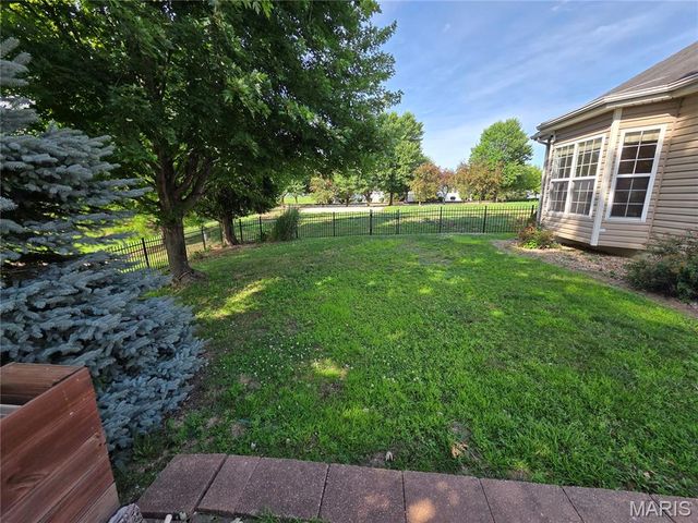 3406 Chippewa Drive, Belleville, IL 62221