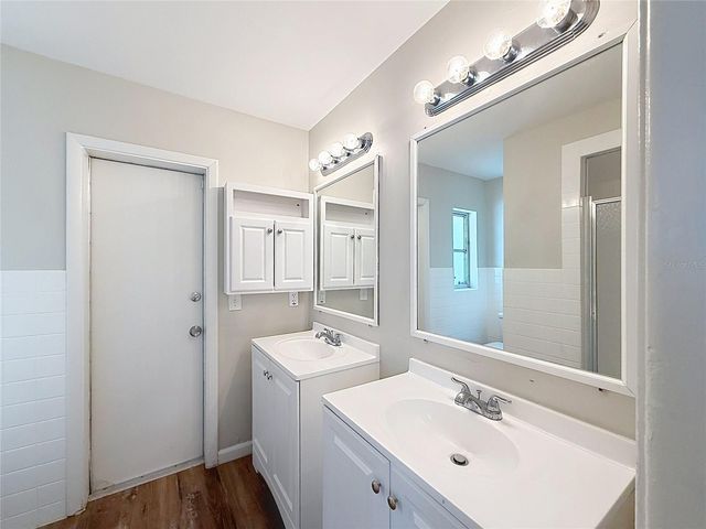 7123 WOODFIELD DRIVE, Tampa, FL 33617