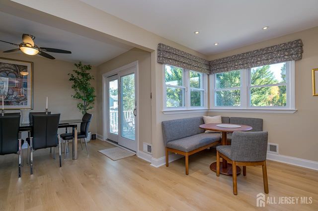 38 Holly Drive, Sayreville, NJ 08859