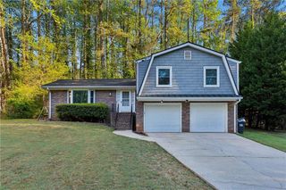 2945 Whisperwood Trail, Atlanta, GA 30344