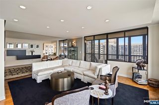 200 Winston Drive C2808, Cliffside Park, NJ 07010