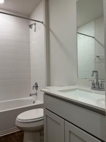 311 Darwin PL, Lockhart, TX 78644