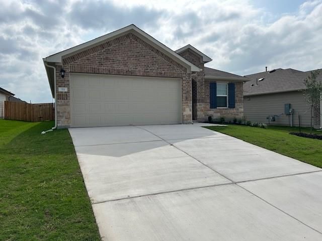 311 Darwin PL, Lockhart, TX 78644