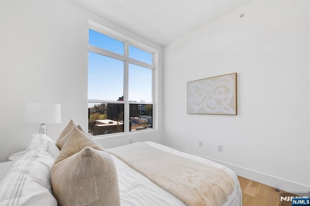 649 38th Street PH2, Union City, NJ 07087