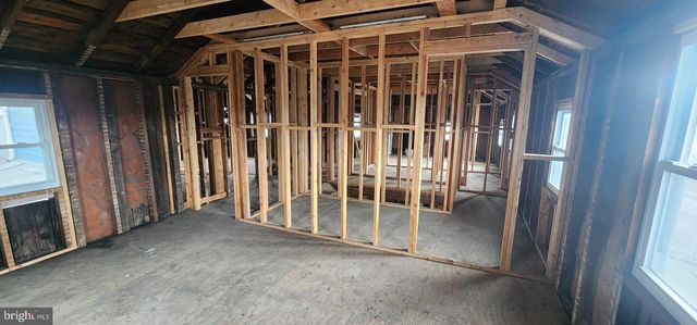 2014 W CENTER ST, Tremont, PA 17981