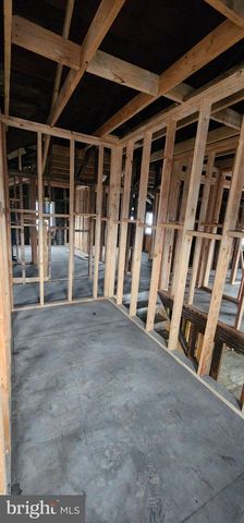 2014 W CENTER ST, Tremont, PA 17981