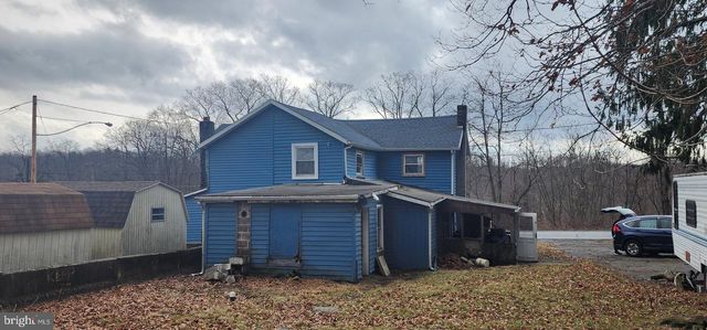 2014 W CENTER ST, Tremont, PA 17981