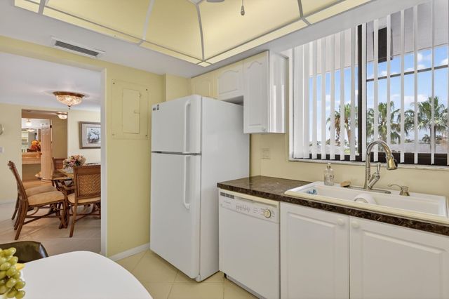 3382 NE Causeway Boulevard 7-403, Jensen Beach, FL 34957