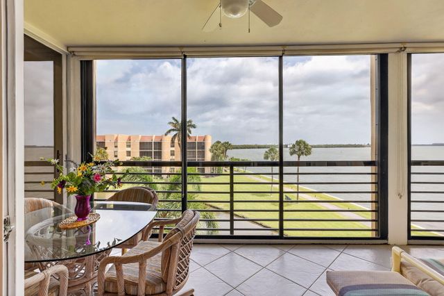 3382 NE Causeway Boulevard 7-403, Jensen Beach, FL 34957