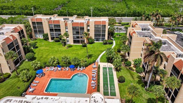 3382 NE Causeway Boulevard 7-403, Jensen Beach, FL 34957