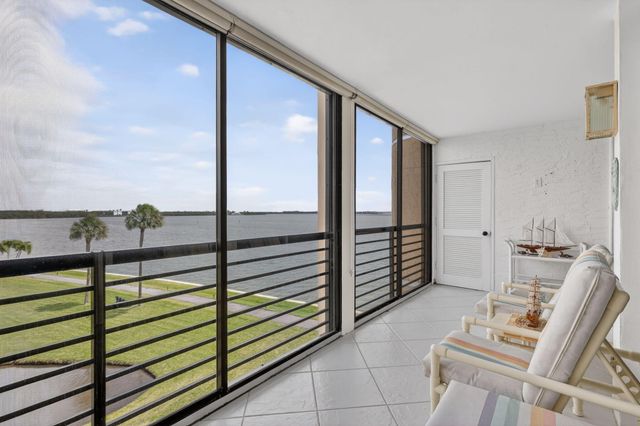 3382 NE Causeway Boulevard 7-403, Jensen Beach, FL 34957