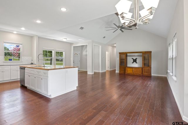 6775 Ann Dr, Murchison, TX 75778