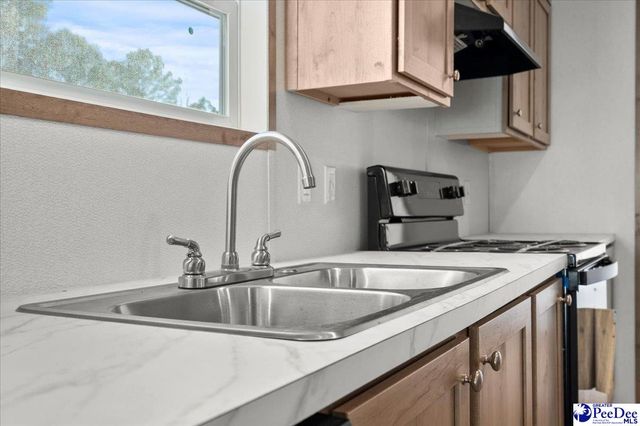 3525 Ballpark Rd., Effingham, SC 29541