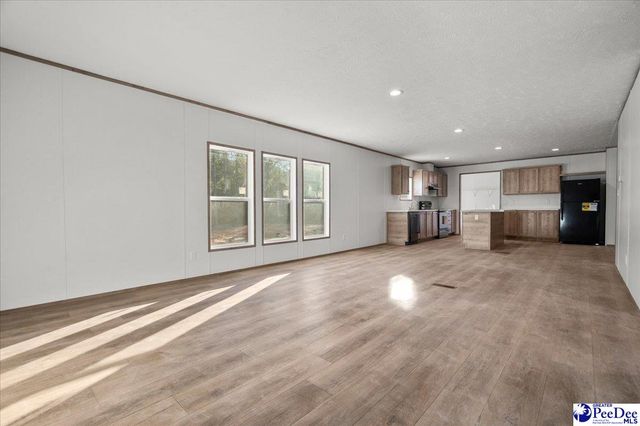 3525 Ballpark Rd., Effingham, SC 29541