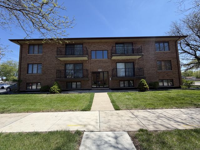 8659 Meade Avenue 1S, Burbank, IL 60459